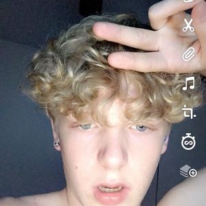 Meet your Posher, Zain